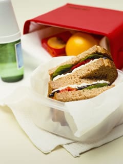 healthy school lunches picture